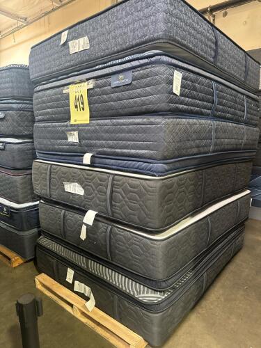LOT (6) ASST&rsquo;D QUEEN MATTRESS