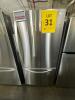 LG LRDCS2603S 33in BOTTOM FREEZER REFRIGETATOR SS, S/N-407MRGC3Y927 RETAIL $1,900