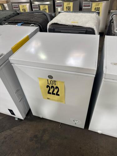 GE 5.1 Cu. Ft. Chest Freezer, Manual Defrost, Model FCM5STBWW, R600a refrigerant, garage ready, 115V AC, includes removable basket, adjustable manual dial control, insulates with cyclopentane, white finish, 33.5 in H x 29.9 in W x 21.7 in D, serial FV1776