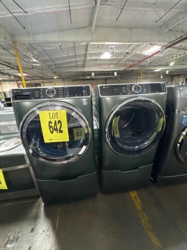GE PROFILE WASHER AND DRYER W/PEDESTALS, WASHER PFW955SPW0GN S/N-MZ390243N, DRYER PFD95GSPW0GN S/N-RZ958807G RETAIL $3198