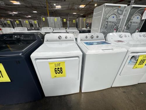 GE 4.3 cu ft Top-Load Washer GTW385ASW0WS and 7.2 cu ft Gas Dryer GTD38GASW0WS, 2024 models in white finish, features include 11 wash cycles, Deep Fill, Auto Soak, 700 RPM spin speed, 4 dryer cycles, 22,000 BTU natural gas, 120V operation, dual-action agi