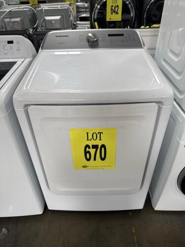 Samsung DVE50R5200W electric clothes dryer, 7.4 cu. ft. capacity, 10 drying cycles, 240V power supply, 5400W, CSA energy certified, reversible door, Sensor Dry, Wrinkle Prevent, Smart Care, made in Mexico, serial no. 0AYG8B30989W