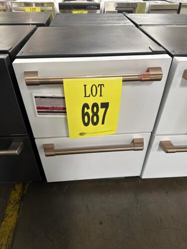 Caf&eacute; CDE06RP4NDW2 Built-In Dual-Drawer Refrigerator, 5.7 Cu. Ft., Matte White, stainless steel interior, LED lighting, exact temperature control, Serial Number: AT909142, RETAIL: $3699