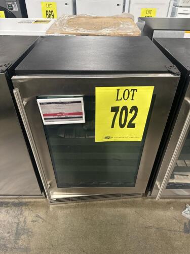 U-Line UHWC124-SG01A 24" Wine Refrigerator, 5.5 cu ft capacity, holds up to 48 wine bottles (750 ml), temperature range 34&deg;F to 60&deg;F, convection cooling system, digital touch pad control, bright white LED lighting, black interior, built-in or freestanding