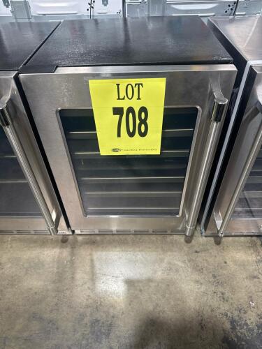 Thermador Freedom&reg;T24UW925LS 24-inch under counter wine cooler with dual zone cooling, full-extension wine racks, UV-resistant tempered glass door, SoftClose&reg; doors, adjustable LED lighting, door open alarm, and Star-K certification. Built-in installation