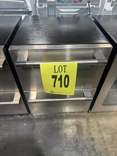 Thermador T24UR925DS Under Counter Double Drawer Refrigerator, featuring 4.4 cu ft capacity, stainless steel finish, built-in under counter installation, ENERGY STAR&reg; Certified, customizable drawer dividers, SoftClose&reg; Drawers, touch electronic controls, 