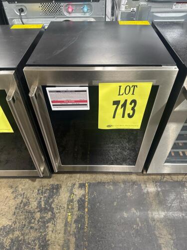 Electrolux EI24BC15VS Beverage Center with 5.1 cu. ft. capacity, accommodates up to 41 bottles, built-in or freestanding installation, 33.75 x 23.8 x 25.75 in, glass door with stainless trim, single temperature zone, LED lighting, 1.2A 115V 60Hz, manufact
