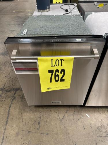 Thor Kitchen HDW2401SS 24" Built-in Dishwasher features 14 place settings, 45 dBA noise level, 6 wash cycles, Smart Wash System, Powerful Spray Arms, Adjustable Racks, Removable Utensil Basket, Fingerprint Resistant finish, Water &amp; Energy Efficiency, 