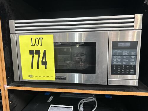 Viking RVMHC330SS Y Over-the-Range Convection Microwave Oven, featuring 1.1 cu. ft. capacity, 850 Watts power output, multiple convection modes (ConvecBroil, ConvecRoast, ConvecBake, Manual Convection), fast cooking times, Add-A-Minute function, child saf