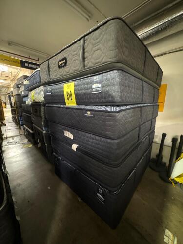 LOT (6) QUEEN MATTRESS