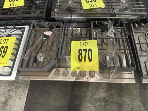 Frigidaire 36" Gas Cooktop, Model FCCG3627AS, featuring 5 burners, stainless steel finish, Quick Boil Burner, Simmer Burner, dishwasher safe burner caps, Spill Safe&reg; Cooktop, Frigidaire&reg; Fit Promise, serial number 1F23991111.