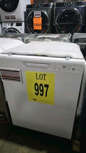 GE GDF535PGR7WW built-in dishwasher, white finish, 24" width, 16 place settings, 55 dBA, ENERGY STAR certified, 4 wash cycles, front electronic controls, 3.2 gallons per cycle, 120V/10.5A,, assembled in the USA, Serial Number: LA715956B, RETAIL: $619