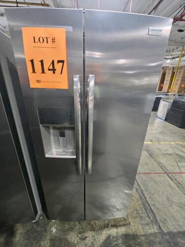 Electrolux GRSS2352AF0 Side-by-Side Refrigerator, 22.3 Cu. Ft. total capacity (14.36 Cu. Ft. refrigerator, 7.94 Cu. Ft. freezer), Smudge-Proof&reg; Stainless Steel finish, adjustable glass shelves, clear crisper drawers, door bins, ice and water dispenser wit