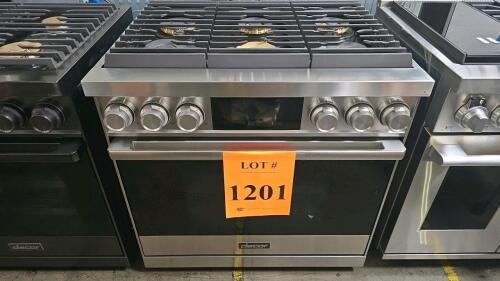 Dacor DOP36M96GLS 36" Gas Pro-Range featuring 6 burners, 5.4 cu. ft. dual three-part pure convection oven, Wi-Fi enabled 7" LCD control panel, SimmerSear&trade; brass burners, Illumina&trade; knobs, BrightVue&trade; LED &amp; halogen lighting, SoftShut&trade; hinges, includes wo