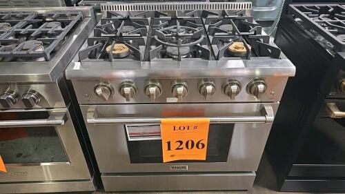 Thor Kitchen HRG3618U 36" Pro-Style Gas Range with 6 high-power 18,000 BTU burners, convection oven, stainless steel construction, cast iron grates, CSA certified, measures 36 in (91.9 cm) wide, 27.9 in (70.9 cm) deep, 39.4 in (100.1 cm) high, weighs 227 