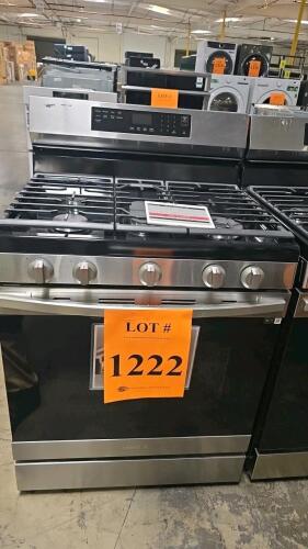 Samsung NX60A6511SS/AA Freestanding Gas Range featuring a 6.0 cu. ft. oven, 5 burners with a powerful 18,000 BTU dual ring burner, convection cooking, air fry capability, self-cleaning function, Serial Number: 0J4V7DAR404609W. RETAIL: $1149