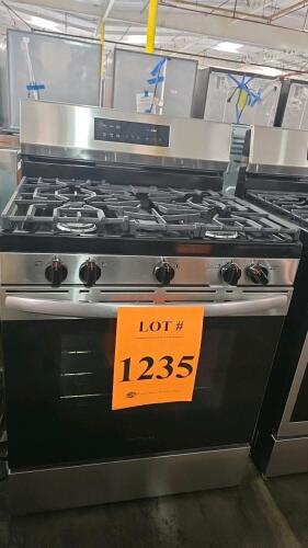 Frigidaire FCRG3062ASB 30" Black Freestanding Gas Range featuring Quick Boil Burner (18,000 BTU), Even Baking Technology, 30-Minute Steam Clean. Serial Number: VF40685020.