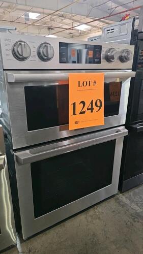 Dacor DOC30P977DS 30" Combination Wall Oven, featuring a Wi-Fi-enabled 7-inch LCD control panel, Steam Assist Oven, Convection Speed Oven, Chef Mode, Dual Four-Part Pure Convection, Powerful Broiling, True Flush Integration, SmartThings Integration, with 