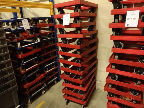 Verrijdbare karretjes met 4 zwaarlast wielen - 12 stuks (Moving trolleys with 4 wheeled heavy duty casters - Quantity 12)