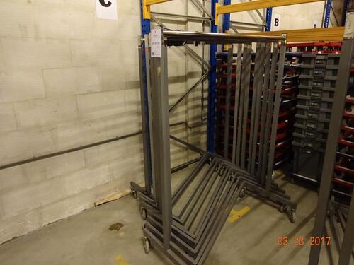 Z-vormige rekken met zwaarlast wielen - 10 stuks ("Z - Racks" with heavy duty castors - Quantity 10)