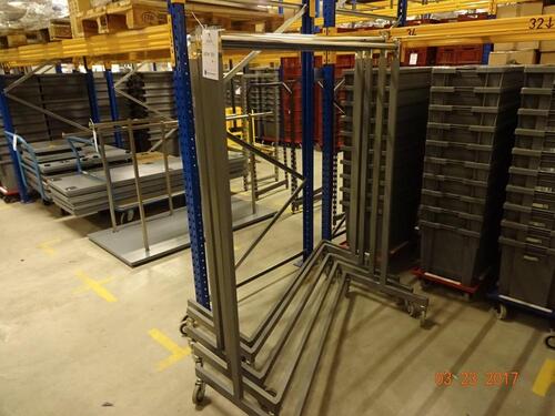 Z-vormige rekken met zwaarlast wielen - 5 stuks ("Z - Racks" with heavy duty castors - Quantity 5)