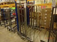 Z-vormige rekken met zwaarlast wielen - 5 stuks ("Z - Racks" with heavy duty castors - Quantity 5)