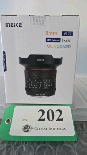 MEIKE 8mm F/2.8 MFT LENS