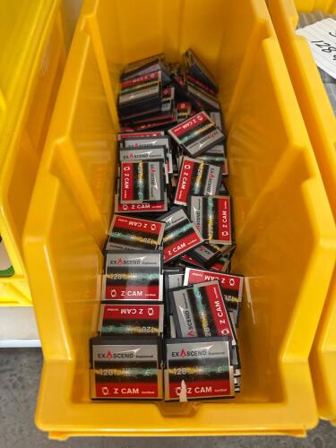LOT OF 122 CFAST CARDS 128 GB
