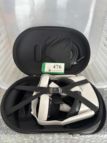 META QUEST 2 VR HEADSET WITH CONTROLLER AND POWER CABLE