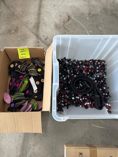 LOT OF 300MOCAP MARMERS AND PATCHES