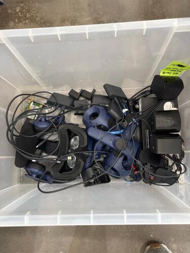 LOT OF MISCELLANEOUS VR HEADSET ACCESSORIES