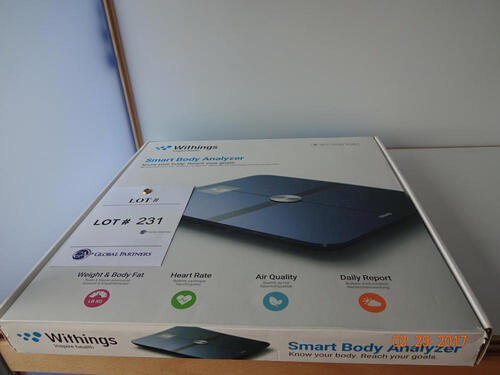 Wifi gestuurde "lichaams analyse appartaat "Withings Inspire Health", reguliere prijs Ã„ 129,- (WiFi Scale - "Body Analyzer" "Withings Inspire Health" Regular price Ã„129)