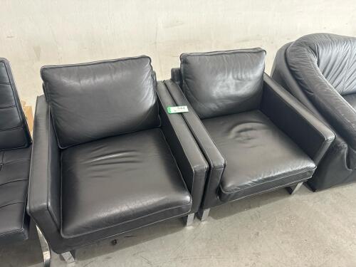 LOT OF 2 CLUB ARMCHAIR