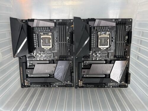 LOT OF 2 Gigabyte Motherboard Z490 AORUS PRO AX