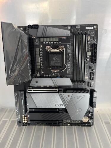 Gigabyte Z590 AORUS PRO AX Motherboard Intel Z590 Express LGA 1200 ATX