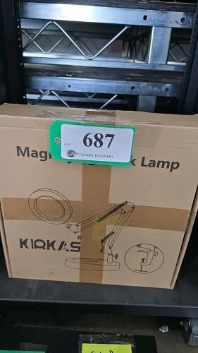 MAGNIFYING DESK LAMP