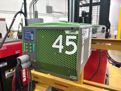 ECO E973C-42 FORKLIFT BATTERY CHARGER with metal stand and bumper