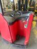 2007 RAYMOND 420-C40TT ELECTRIC STAND-UP FORKLIFT, 4000 LBS CAPACITY, 36 VOLTS, SERIAL: 420-07-14025, UNIT #23, (DELAY PICKUP MID-OCTOBER) (GROUND LEVEL REMOVAL ONLY) - 8