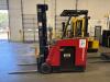 2007 RAYMOND 420-C40TT ELECTRIC STAND-UP FORKLIFT, 4000 LBS CAPACITY, 36 VOLTS, SERIAL: 420-07-14024, UNIT #22, (DELAY PICKUP MID-OCTOBER) (GROUND LEVEL REMOVAL ONLY)