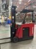 2007 RAYMOND 420-C40TT ELECTRIC STAND-UP FORKLIFT, 4000 LBS CAPACITY, 36 VOLTS, SERIAL: 420-07-14022, UNIT #20, (NOT RUNNING) (GROUND LEVEL REMOVAL ONLY) - 2