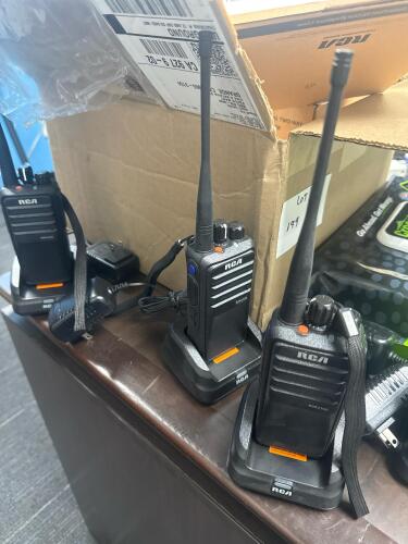 Lot (7) RCA RDR2500 PKG TWO-WAY RADIO WITH CHARGERS