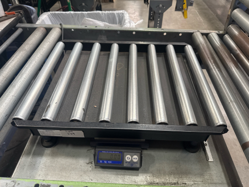 METTLER TOLEDO ROLLER CONVEYOR SCALE, 16&rdquo; ROLLERS x 22&rdquo;