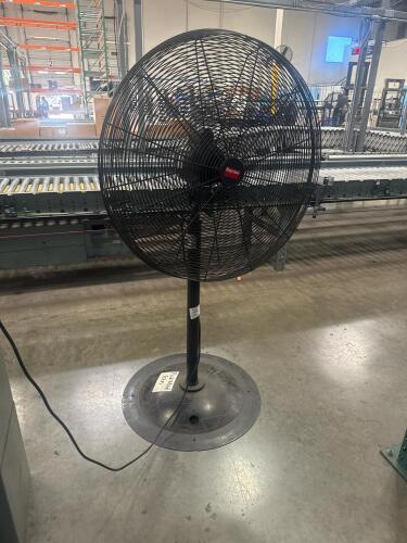 30&rdquo; INDUSTRIAL PEDESTAL FAN