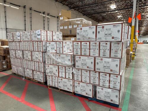 Lot (162) BOXES OF MICRO NOW 150 3-COMPARTMENT 32 oz CONTAINERS, MODEL: MN-332B