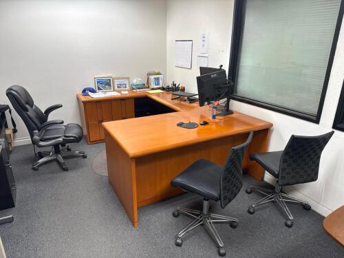 U Shape Desk W/ Office Chair, Side Table And Side Chairs (No Content)