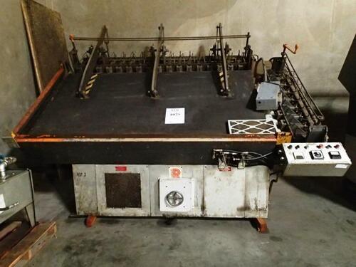 ROSENQUIST&nbsp;MODEL EG100&nbsp;50H45 SLANT BED HIGH FREQUENCY EDGE GLUER, (50" X 100" APPROX.)&nbsp;S/N: 5851005014, 200 VOLTS<br />