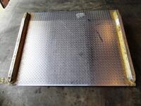 DOCK PLATE, 48 x 54 INCH<br />