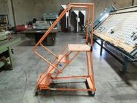 ROLLING WAREHOUSE LADDER, 4 STEP, HEIGHT TO PLATFORM 38 INCH<br />