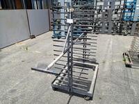 (1) DRYING RACK<br />