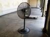 (4) INDUSTRIAL PEDESTAL FAN<br />